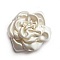 fleur de satin ivoire et perle nacr&eacute;e faite main pour accessoire mariage