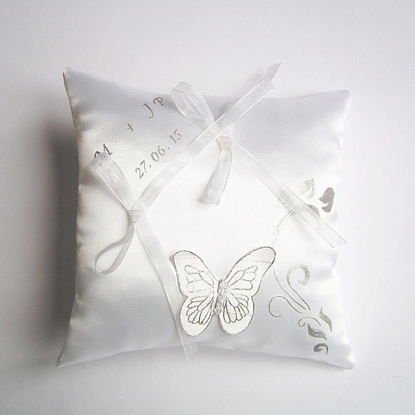 jarreti&egrave;re mariage dentelle blanche et papillon d'argent