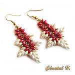 boucles d'oreilles pendantes perles tiss&eacute;es corail blanc et dor&eacute;