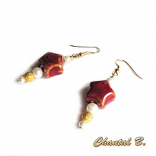 boucles d'oreilles &eacute;toile rouge de Noel  et dor&eacute;