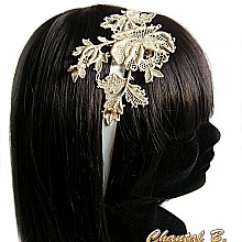 bandeau cheveux mariage ivoire dentelle M&eacute;lissa rose en guipure ivoire rebrod&eacute;e de perles or