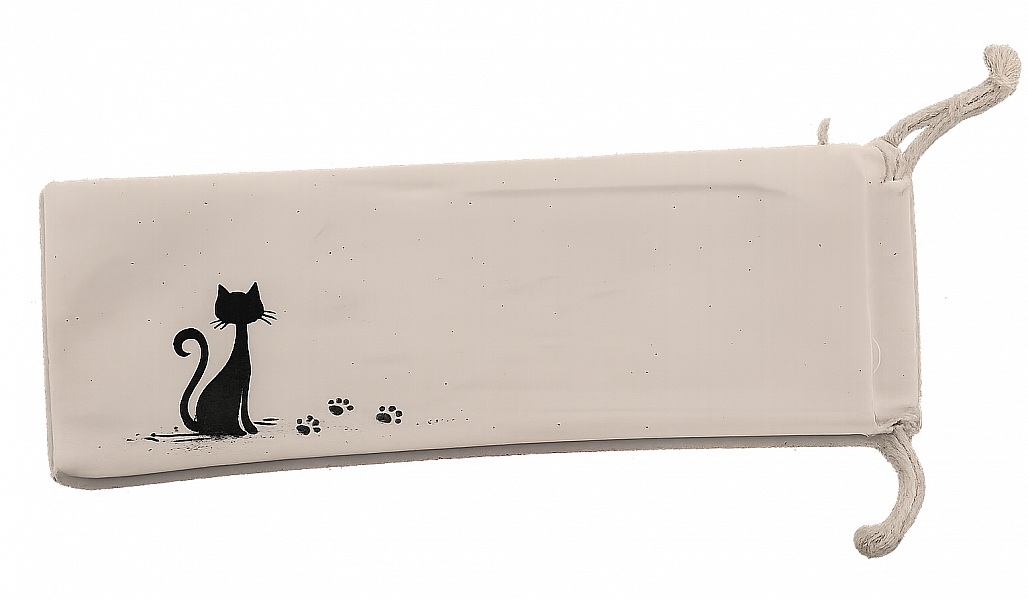 Eventail en satin dessin&eacute; et peint &agrave; la main " Cat floral"