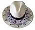 Un joli chapeau style Panama en paille enduite pour une meilleure protection