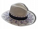 Un joli chapeau style Panama en paille enduite pour une meilleure protection