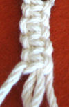 noeud plat au macramé sur ficelle