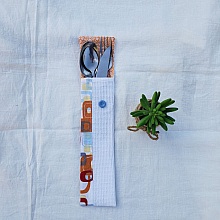 pochette &agrave; couverts en tissu