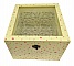 Boîte en bois jaune avec couvercle vitré motif sakura.