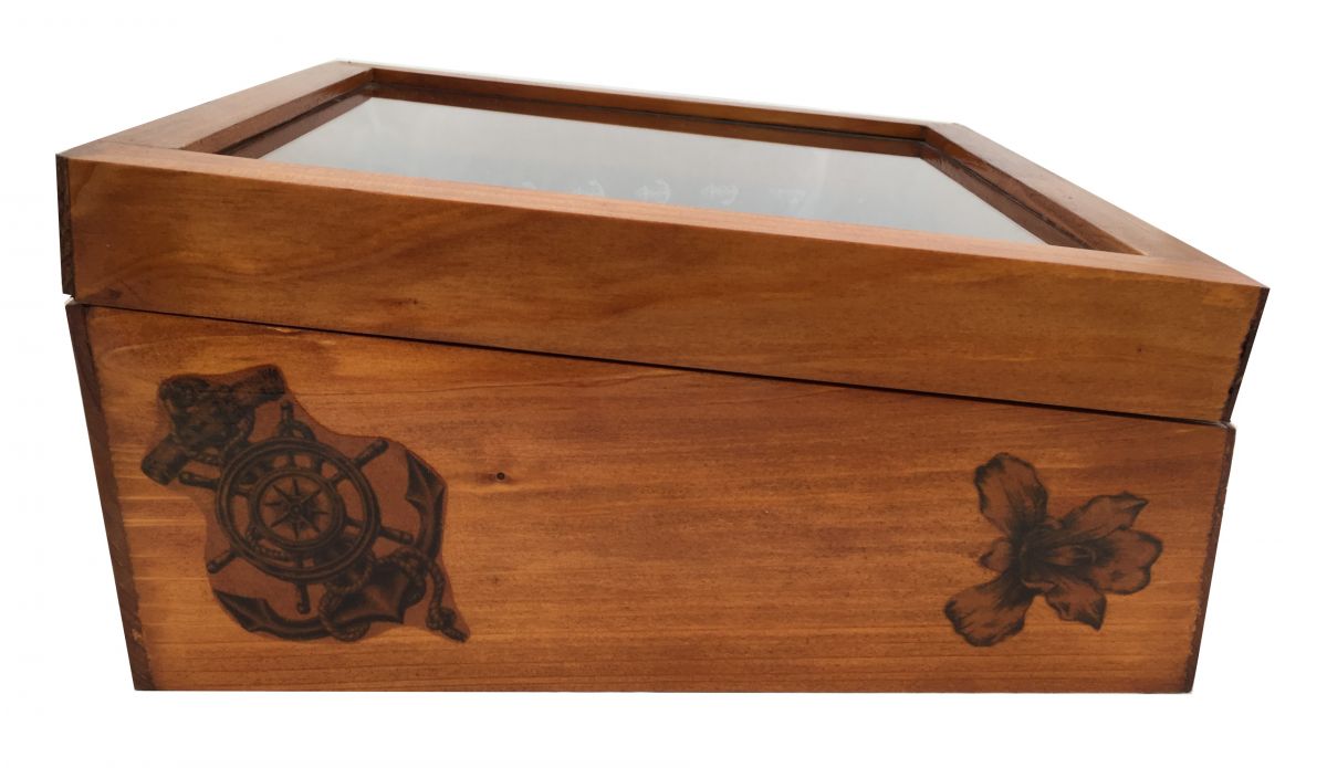 Boîte en bois avec couvercle vitré et motif marin.