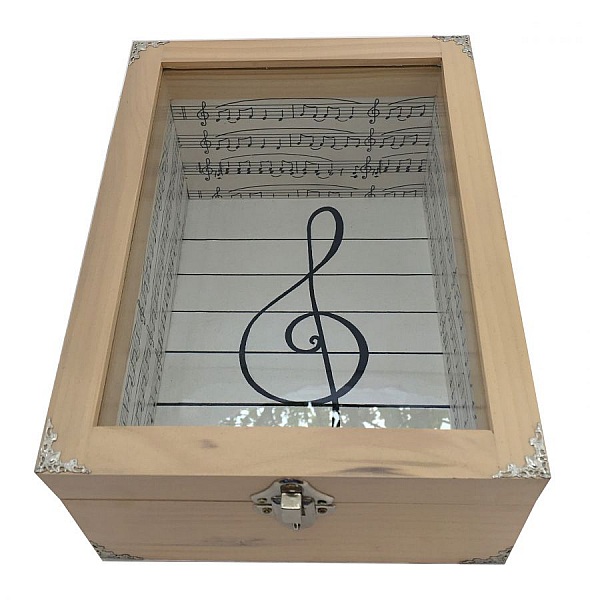 Boite en bois inclin&eacute;e et son couvercle en verre. Model : cl&eacute; musicale