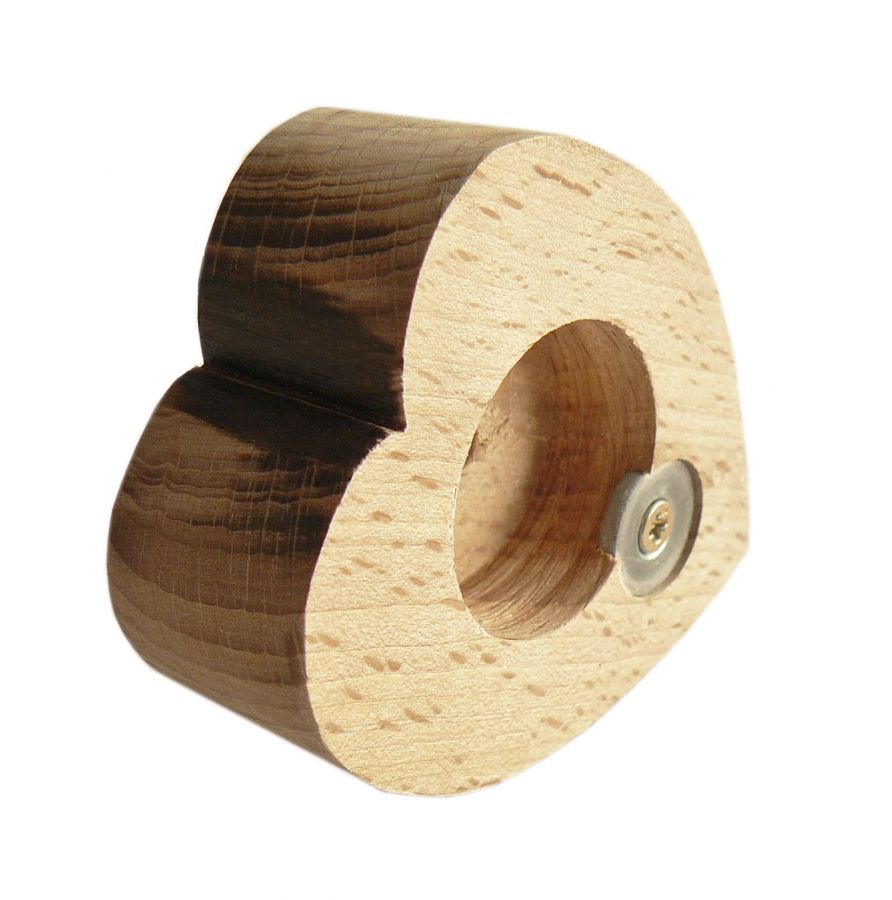 Ouvre bouteille / d&eacute;capsuleur en bois de h&ecirc;tre model : c&oelig;ur