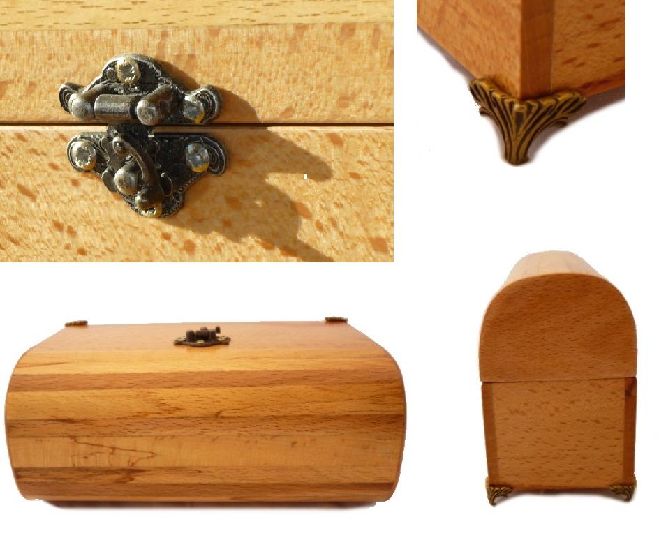 Tr&egrave;s Joli Coffre Cintr&eacute; En H&ecirc;tre Aspect Vieilli Bois Massif