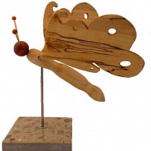 papillon en bouleau marbr&eacute;, h&ecirc;tre et &eacute;rable sur socle en marbre italien Terrazzo &agrave; poser scptulture en bois