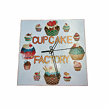 Horloge en bois carrer model "cup-cake" 