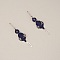 Boucles d'oreilles  en micro-macram&eacute; ton bleu fonc&eacute; 