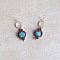 Boucles d'oreilles  en micro-macram&eacute; marron chocolat/bleu Etoile en verre de Murano