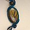 Collier en micro-macram&eacute; bleu canard avec une pierre naturelle, l'oeil de tigre