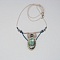 Collier beige en micro-macram&eacute; avec une labradorite
