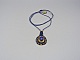 collier bleu nuit en micro-macram&eacute; avec un lapis lazuli serti de laiton