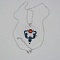 Collier couleur bleu canard en micro-macram&eacute;  avec une perle jaspe rouge