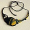 Collier noir/jaune en micro-macram&eacute;  avec une  pierre naturelle, la jaspe 