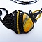 Collier noir/jaune en micro-macram&eacute;  avec une  pierre naturelle, la jaspe 
