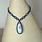Collier en micro-macramé bleu canard avec pierre jaspe larsonite.