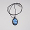 Collier  micro-macram&eacute; noir avec une  labradorite 