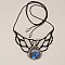 Collier noir en micro-macram&eacute;  avec une labradorite sertie