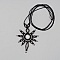 collier noir en micro-macram&eacute; avec une pierre de lune sertie