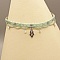 Collier ras-du-cou en micro-macram&eacute; vert menthe &agrave; l'eau