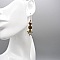 Paire de boucles d'oreilles  en micro-macram&eacute; dor&eacute;es 