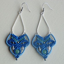 Boucles d'oreilles en micro-macram&eacute;  bleu/bleu ciel/vert turquoise