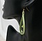 Boucles d'oreilles en cuir vert amande  et pierres de gemmes vert p&acirc;le