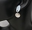 Petites boucles d'oreilles g&eacute;om&eacute;triques en bois bleu gris argent&eacute; 