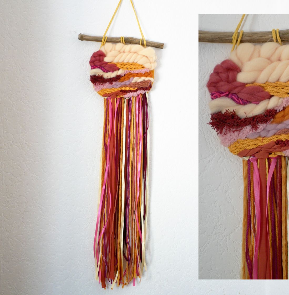 Suspension murale en tissage laine aux couleurs vives.