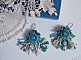 BO La Petite Sir&egrave;ne brod&eacute;es avec des cabochons en pierre de gemme : le Howlite Turquoise et la Pierre de Lune &agrave; laquelle s'ajoute des perles rondes nacr&eacute;es, rocailles, cristaux et dormeuses Argent 925