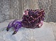 Bracelet Chinese Purple Stone manchette brod&eacute; de pierres fine : les Sugilites, des Cristaux de Swarovski, des rocailles et un ruban Organza Violet