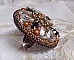 Bague Amber Romance avec cristaux : navettes Jet, Poires Cristal et perles rondes nacr&eacute;es sur une bague couleur Bronze. Les cristaux sont orn&eacute;s de perles magiques et rocailles, un style Am&eacute;rindien