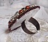Bague Amber Romance avec cristaux : navettes Jet, Poires Cristal et perles rondes nacr&eacute;es sur une bague couleur Bronze. Les cristaux sont orn&eacute;s de perles magiques et rocailles, un style Am&eacute;rindien