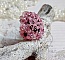Bague Anémone en perles Swarovski roses et noires.