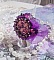 Bague Lady Romantique brod&eacute;e sur une bague Dor&eacute;e avec un cabochon tissu lin coton vieux Rose brod&eacute; de fleurs et branches en rocailles et bord&eacute; d&rsquo;un ruban organza Violet pour une tendresse romantique