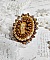 Bague Madame de Pompadour brod&eacute;e avec un cabochon repr&eacute;sentant une femme &agrave; laquelle s'ajoute des toupies, perles rondes nacr&eacute;es, rocailles aux couleurs Jaune et Marron sur bague Bronze en laiton
