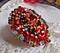 Bague Mia brod&eacute;e avec un cabochon octogone des ann&eacute;es 1960, perles rondes, toupies, chatons, perles nacr&eacute;es, facettes, rocailles, mini gouttes dans les tons Rouge, Corail, Bleu, Kaki, Gold et Bronze 
