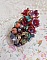 Bague Onia pour une composition florale cr&eacute;&eacute;e avec des cristaux, fleurs : perles, clochettes, pens&eacute;es, gouttes Druzy,  pierre de gemme : le Corail, perles cloisonn&eacute;es et bague ovale en Laiton