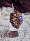 Bague La Passionn&eacute;e de Venise brod&eacute;e avec cabochon en forme de rose couleur Parme orn&eacute;e de strass en Cristal, perles rondes nacr&eacute;es en verre Rose et rocailles Purple sur une bague ajour&eacute;e