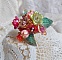 Bague Roseraie Proven&ccedil;ale cr&eacute;&eacute;e avec des toupies de Swarovski, des perles en r&eacute;sine, acrylique, verre et accessoires en laiton dor&eacute;