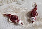 BO Art'D mont&eacute;es avec des perles en porcelaine, des perles nacr&eacute;es, des rocailles Miyuki et des crochets d'oreilles en Gold Filled 14 carats.