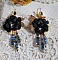 Boucles d'oreilles artisanales noires et dorées style attrape-rêves.