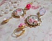 BO Bouquet Valentine, cabochons en verre strass&eacute;s de cristaux, roses en r&eacute;sine, poires Rose Opale en cristal et dormeuses dor&eacute;es Laiton