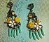 BO Coeur de Printemps, dagues en verre Menthe/Ivoire, cabochons r&eacute;sine Jaune, cha&icirc;ne strass et cabochons cristal AB, papillons, fleurs &eacute;poxy, estampes avec boucles en M&eacute;tal. Une belle Nature !